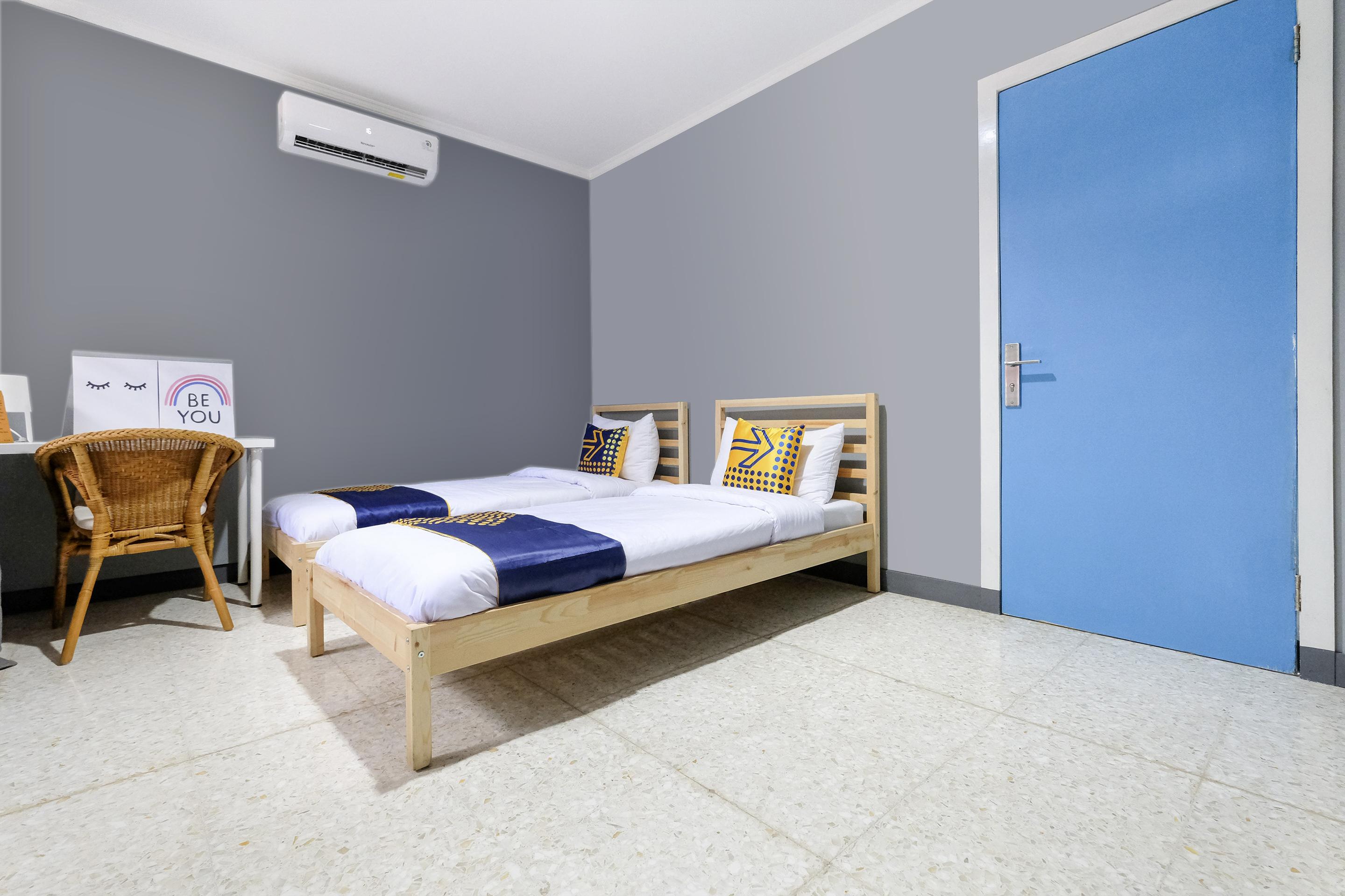 Hotel Spot On 2281 Omajo Semarang Exterior foto