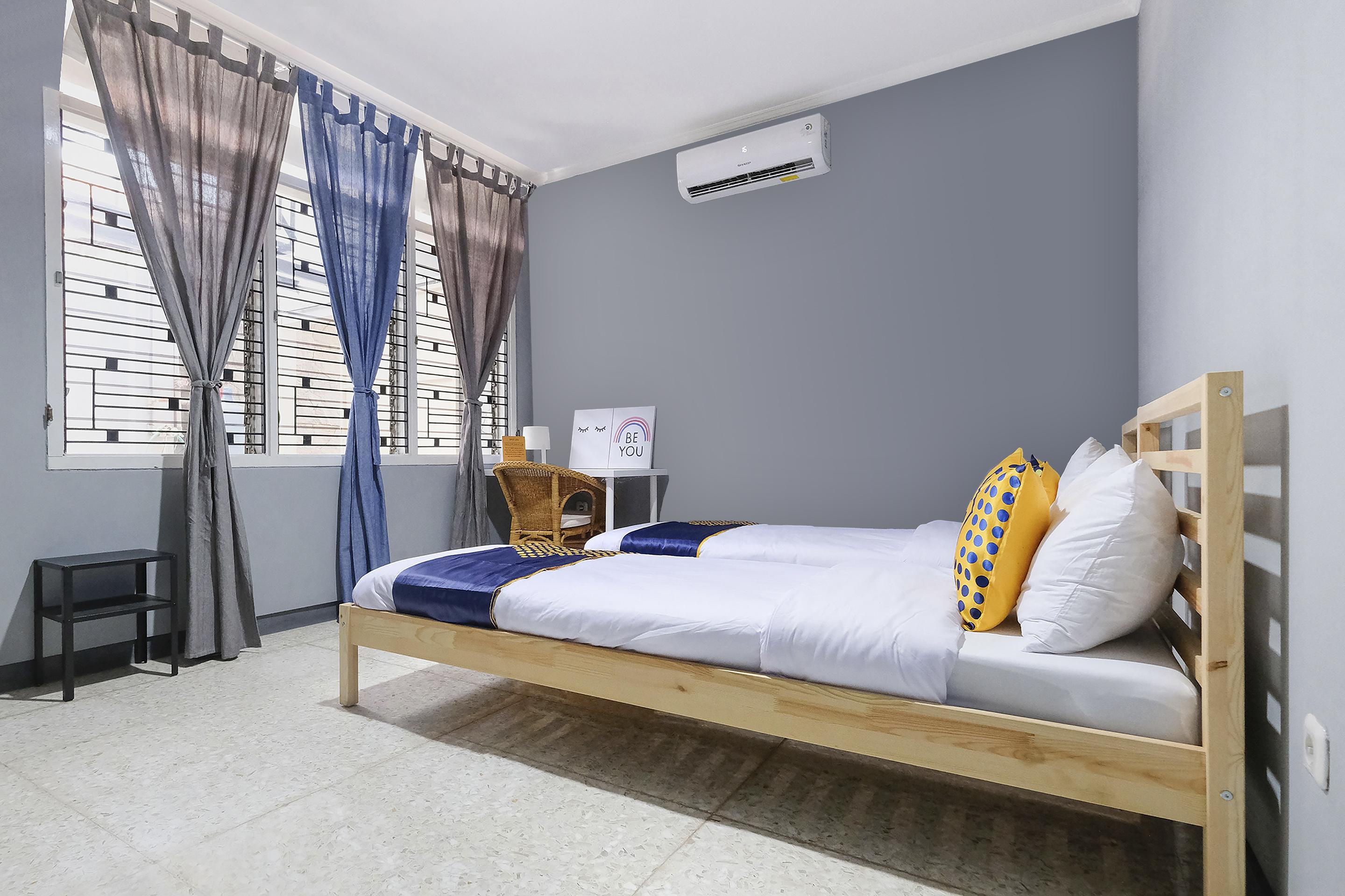 Hotel Spot On 2281 Omajo Semarang Exterior foto